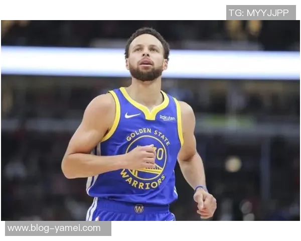 库里创造NBA历史连续20场至少命中2记三分的壮举 库里创造NBA历史连续20场至少命中2记三分的壮举